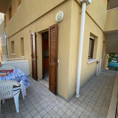 Comfortable Flat For 4 Guests By The * Μπιμπιόνε