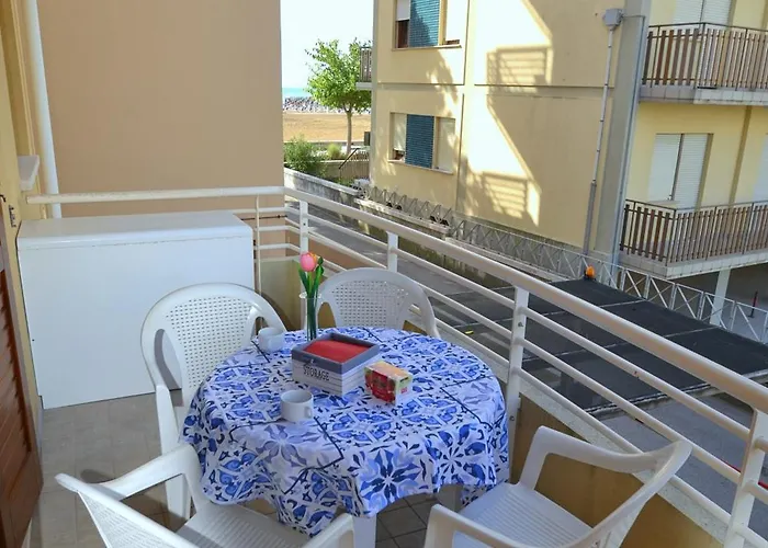 Comfortable Flat For 4 Guests By The Apartmán *