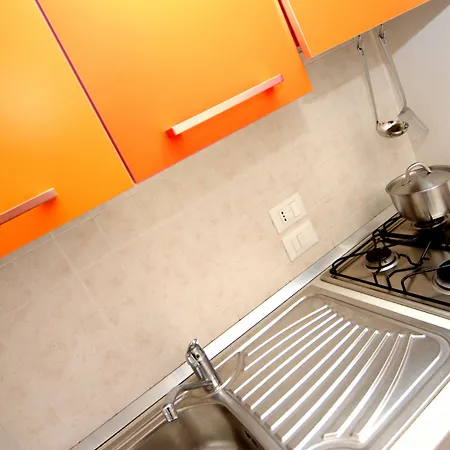 Comfortable Flat For 4 Guests By The Apartment