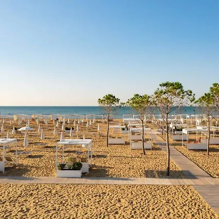 Comfortable Flat For 4 Guests By The Bibione