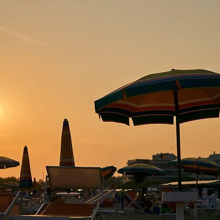 Comfortable Flat For 4 Guests By The Appartamento Bibione